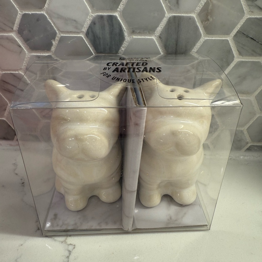 Artisan Chrissy Teigen Cream Frenchie Dog Salt and Pepper Shakers